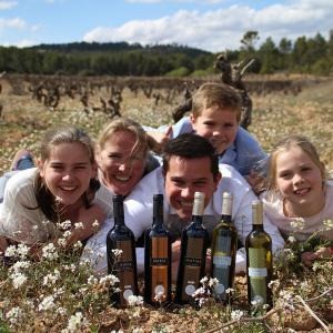 Bodega de moya family 1